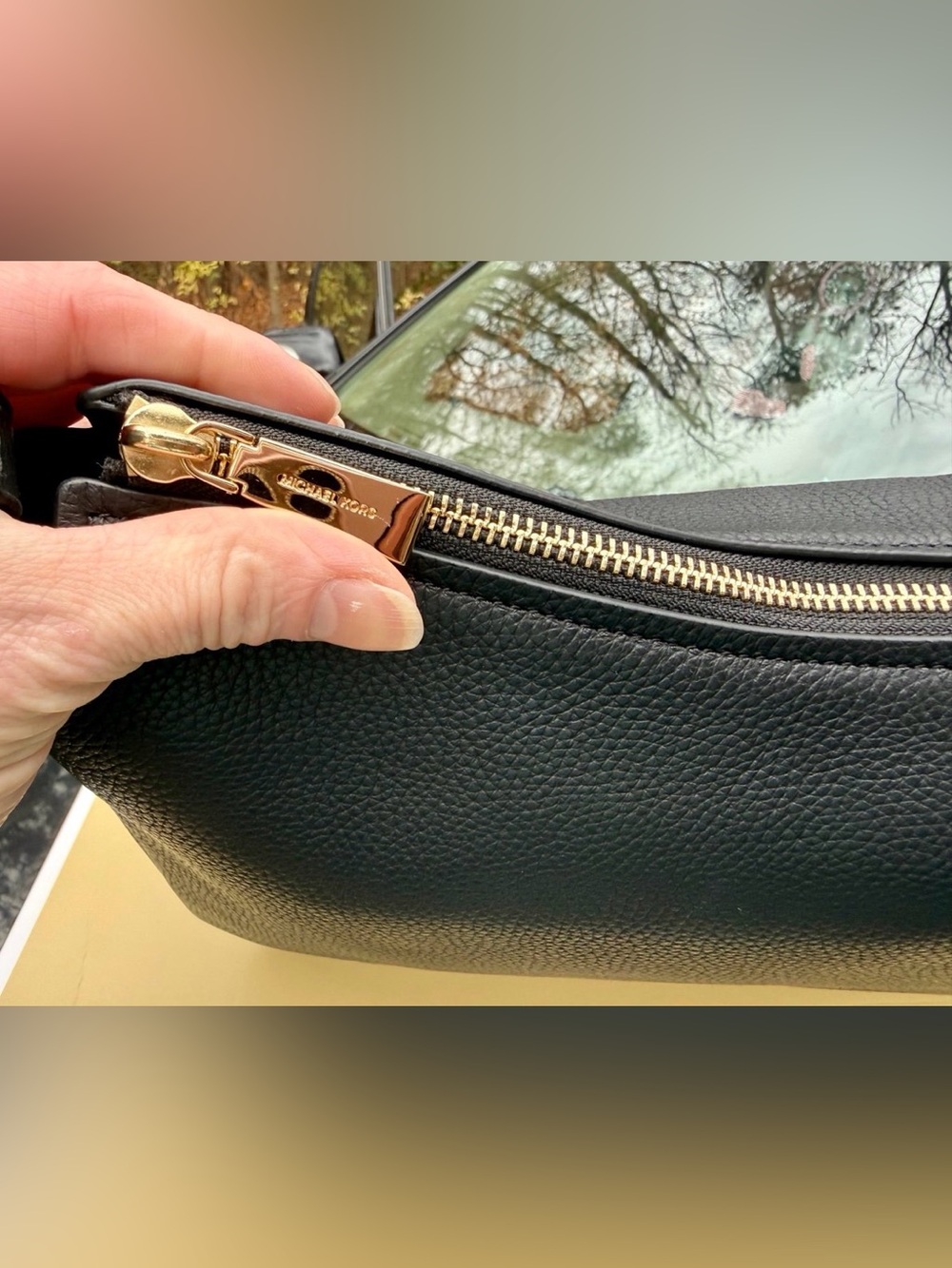 Michael Kors Black Pebbled Leather Nolita - Picture 6 of 14